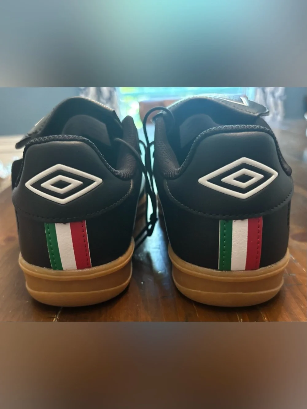 Retro Umbro Black Soccer Sneakers Size 6  NWT